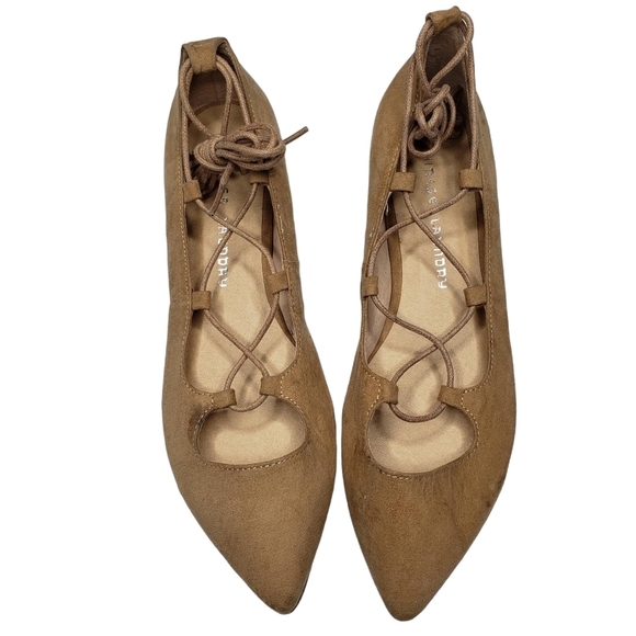 Chinese Laundry | Tan Neutral Vegan Suede Pointed Toe Lace Up Flats Women's 7.5 - Picture 1 of 14